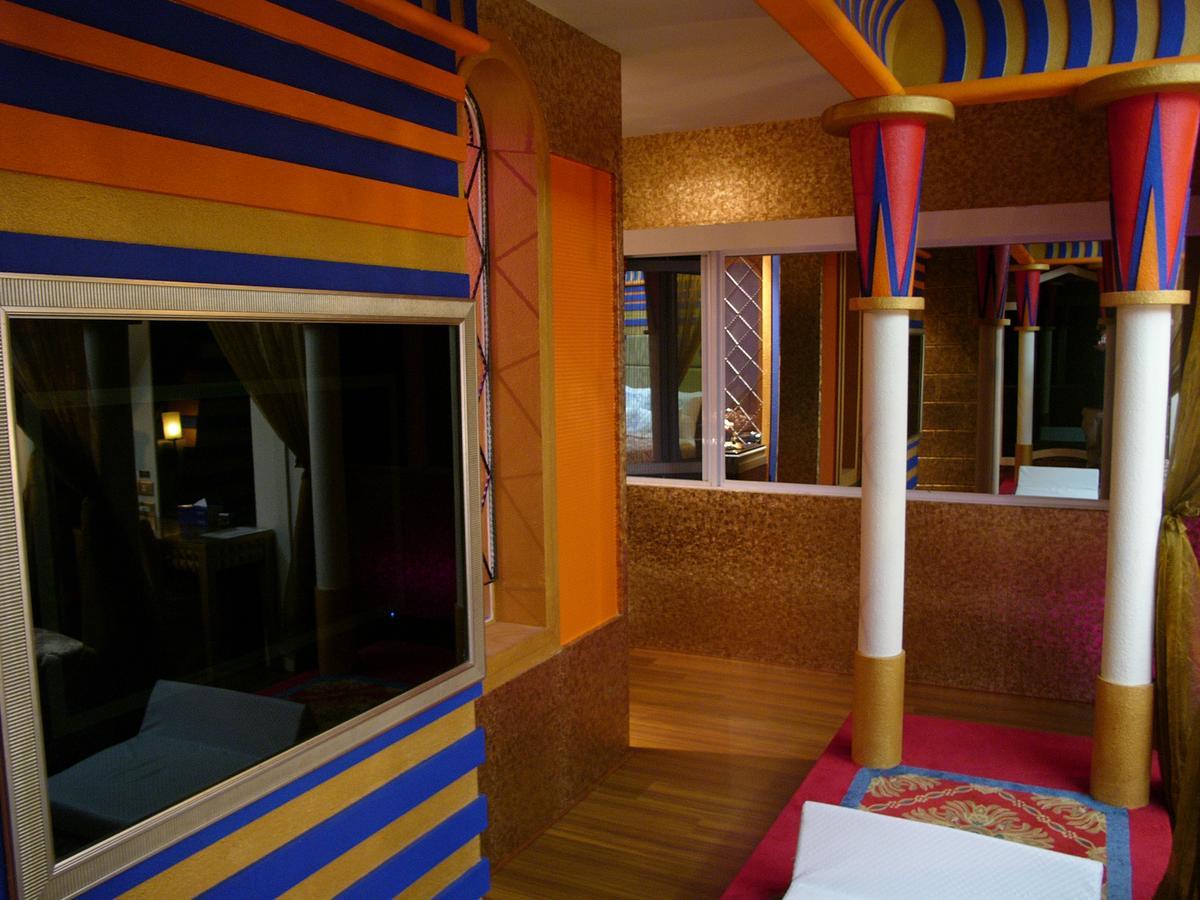 Sexy City Motel Tainan Extérieur photo